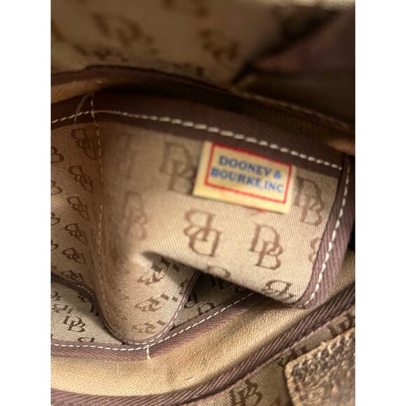 Vintage Dooney & Bourke tan and brown handbag - Picture 5 of 16
